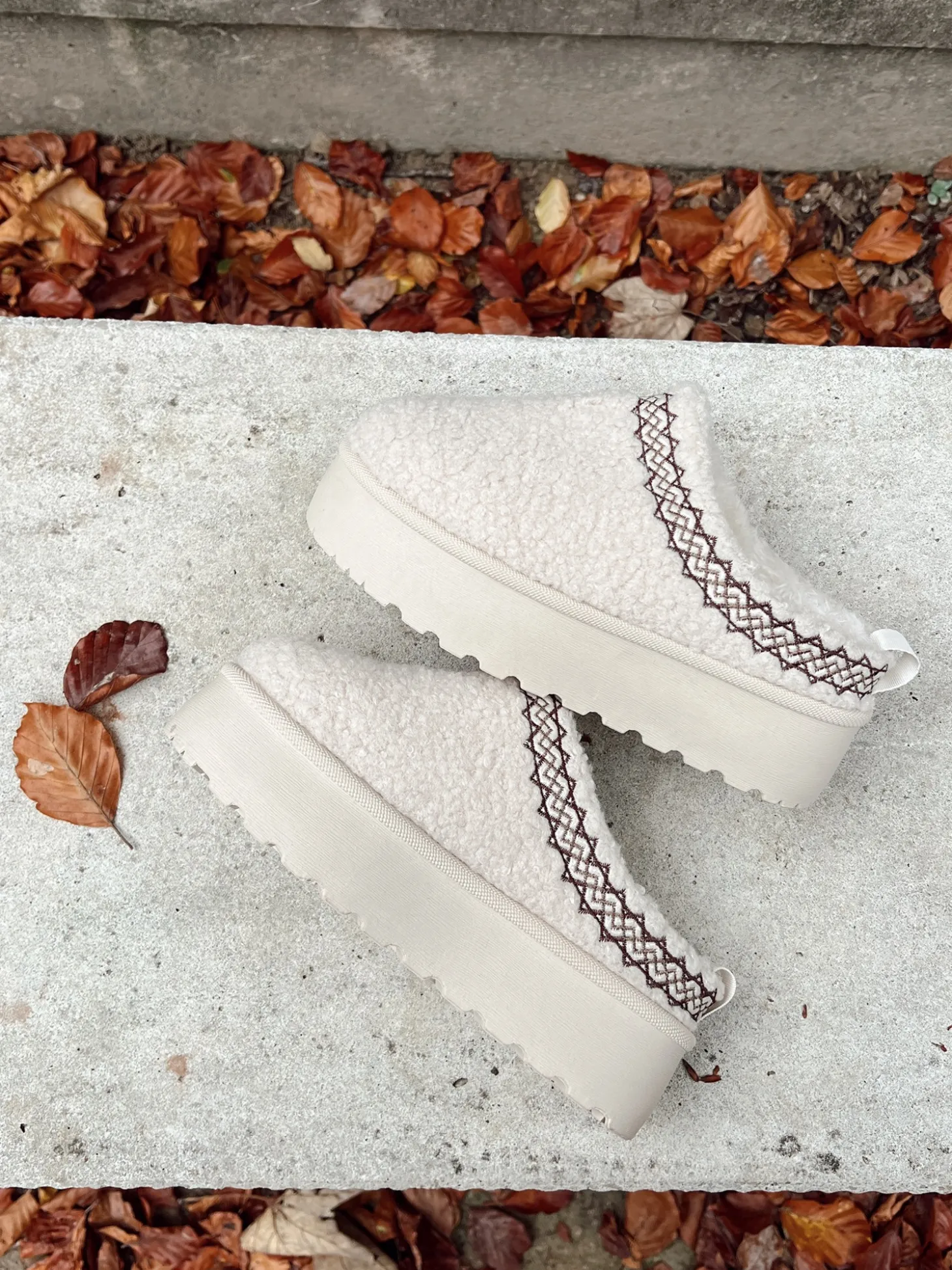 Hello Moon Shop Bottines FUZZY Discount