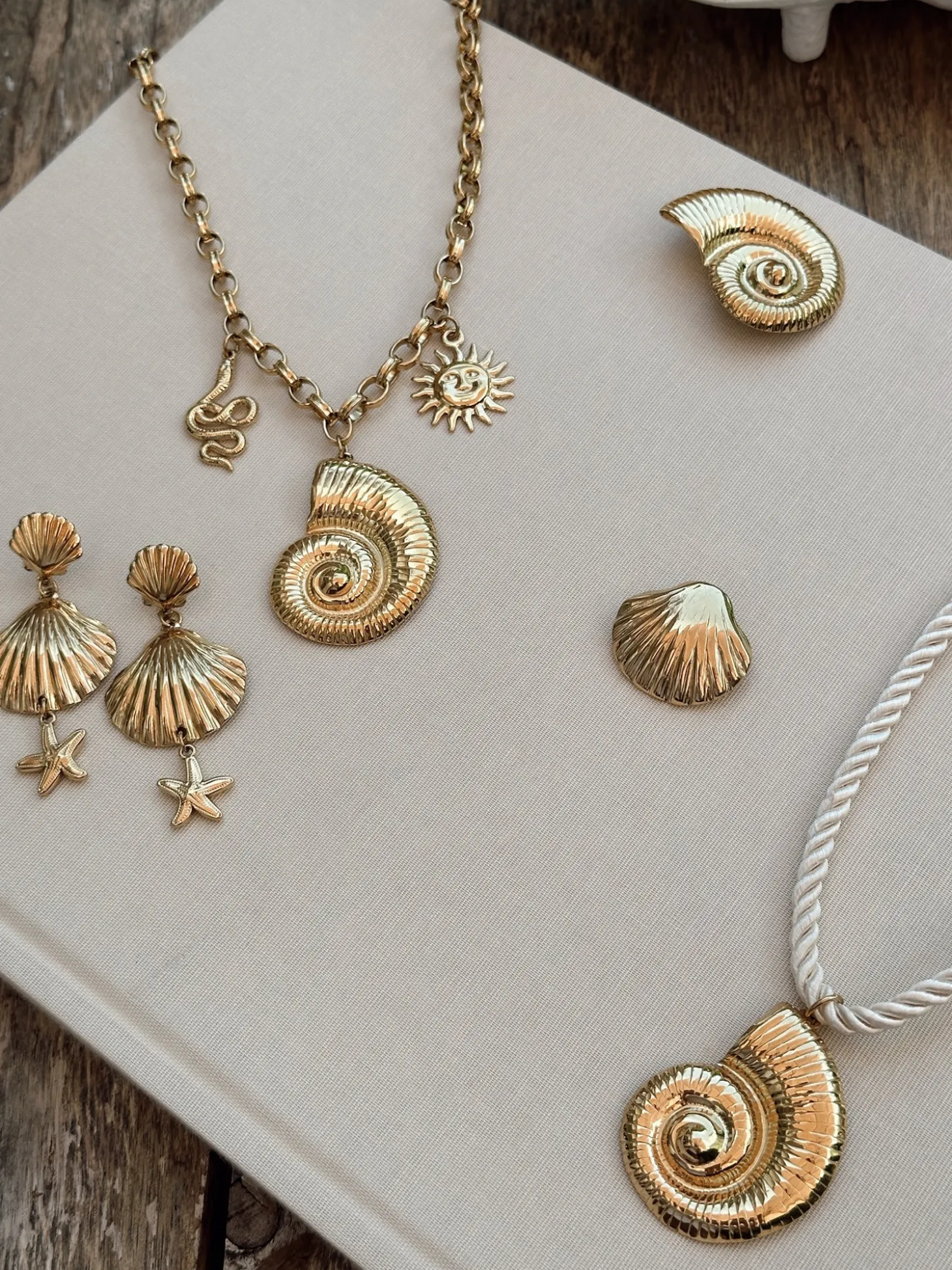Hello Moon Shop Collier MERLE Online