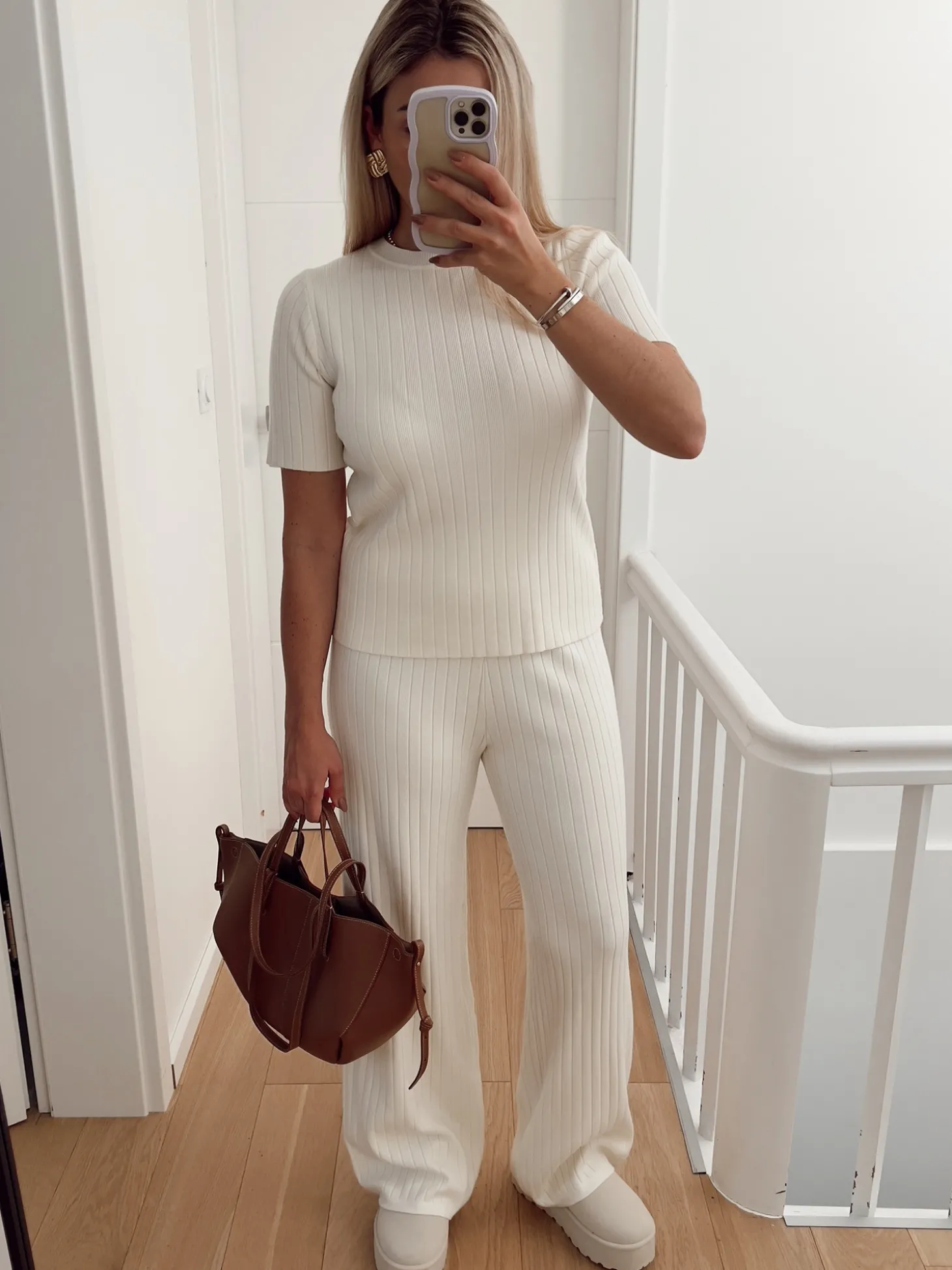 Hello Moon Shop Ensemble BOMBI New