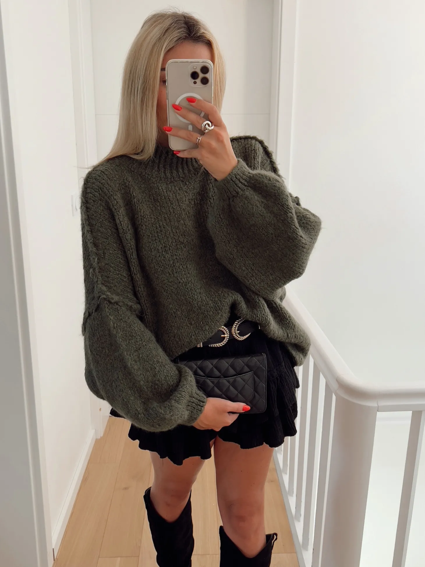 Hello Moon Shop Pull BRED Online