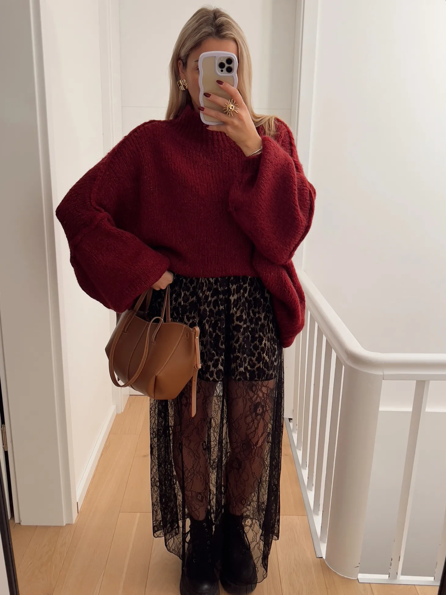Hello Moon Shop Pull BRED Fashion