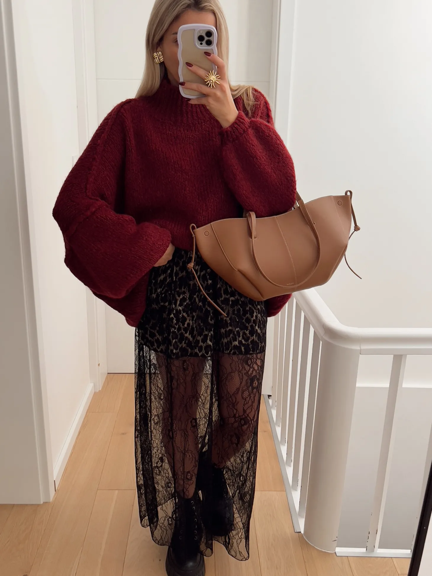 Hello Moon Shop Pull BRED Fashion