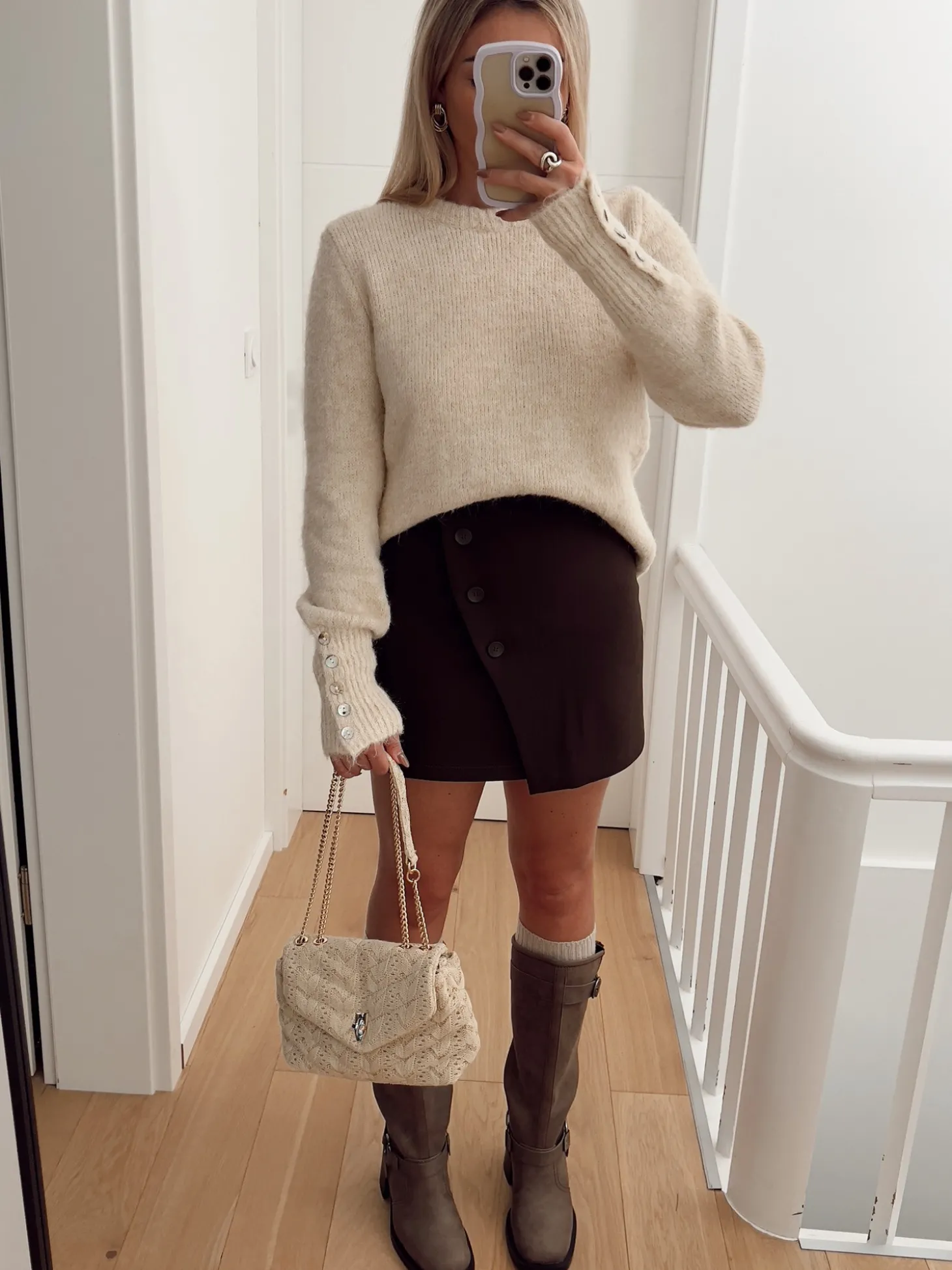 Hello Moon Shop Pull HERITAGE Online