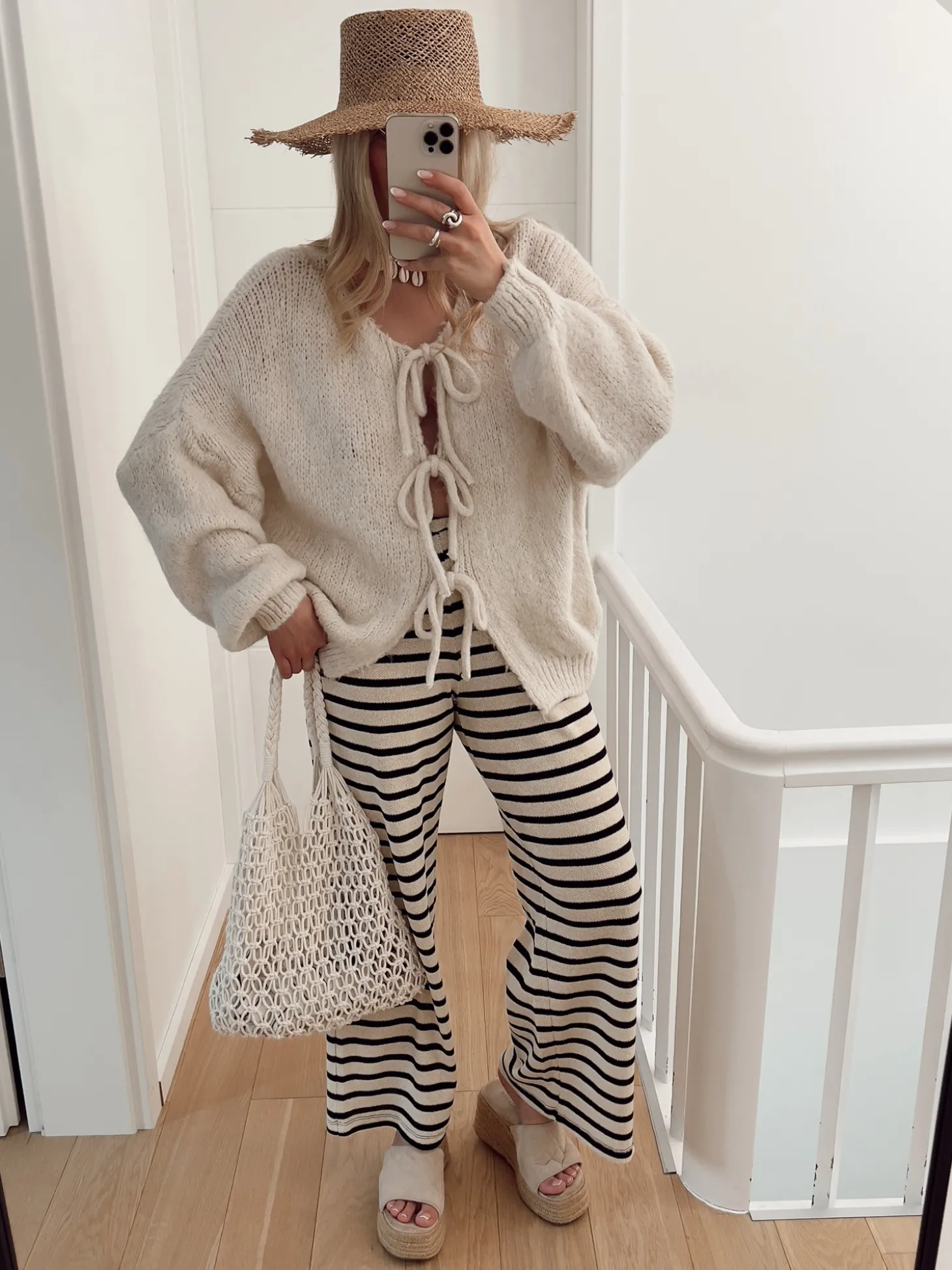Hello Moon Shop Pull MAELLE Best