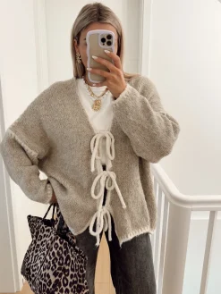Hello Moon Shop Pull SACHA Cheap