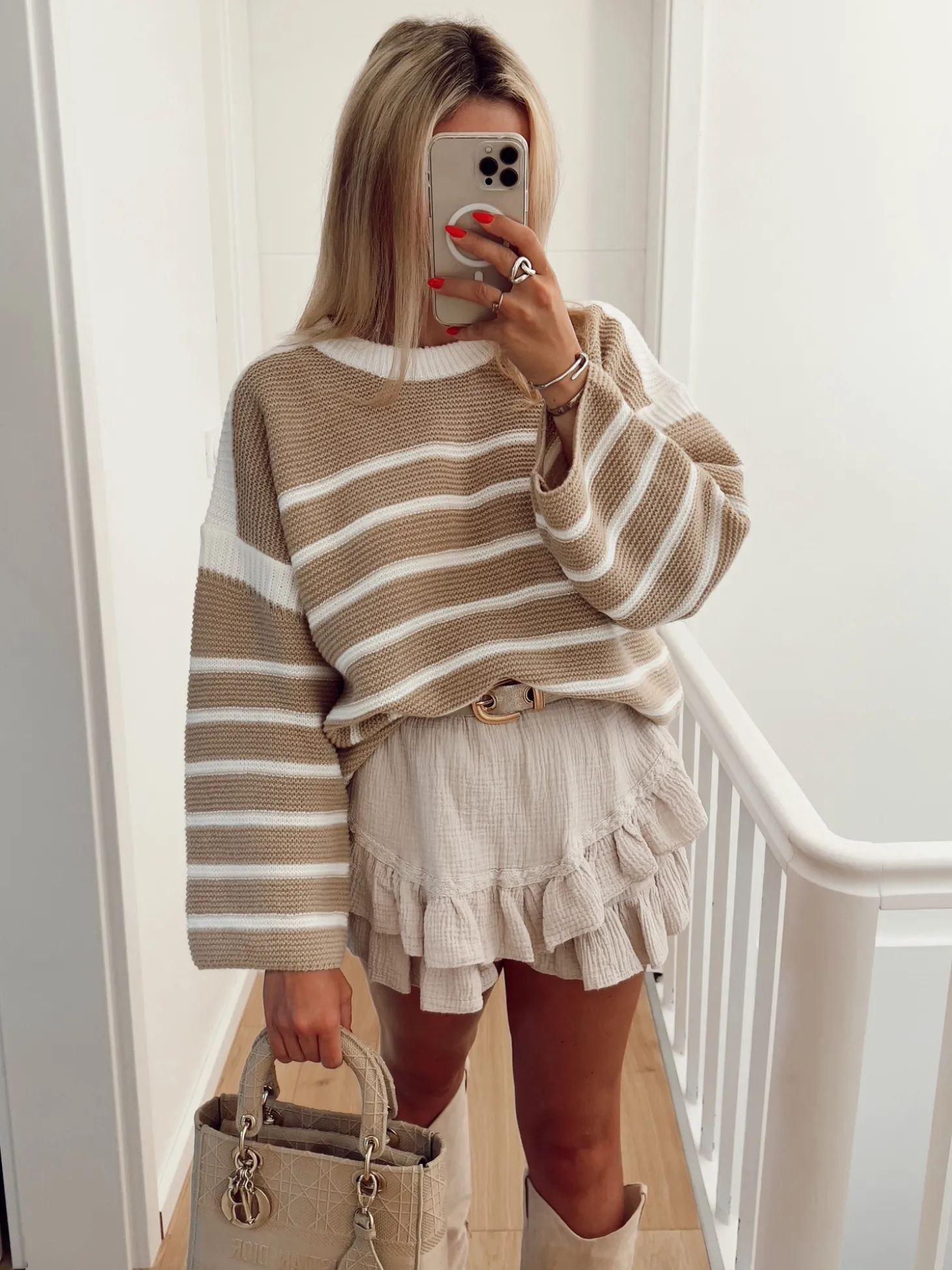 Hello Moon Shop Short STOM Store