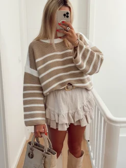 Hello Moon Shop Short STOM Store