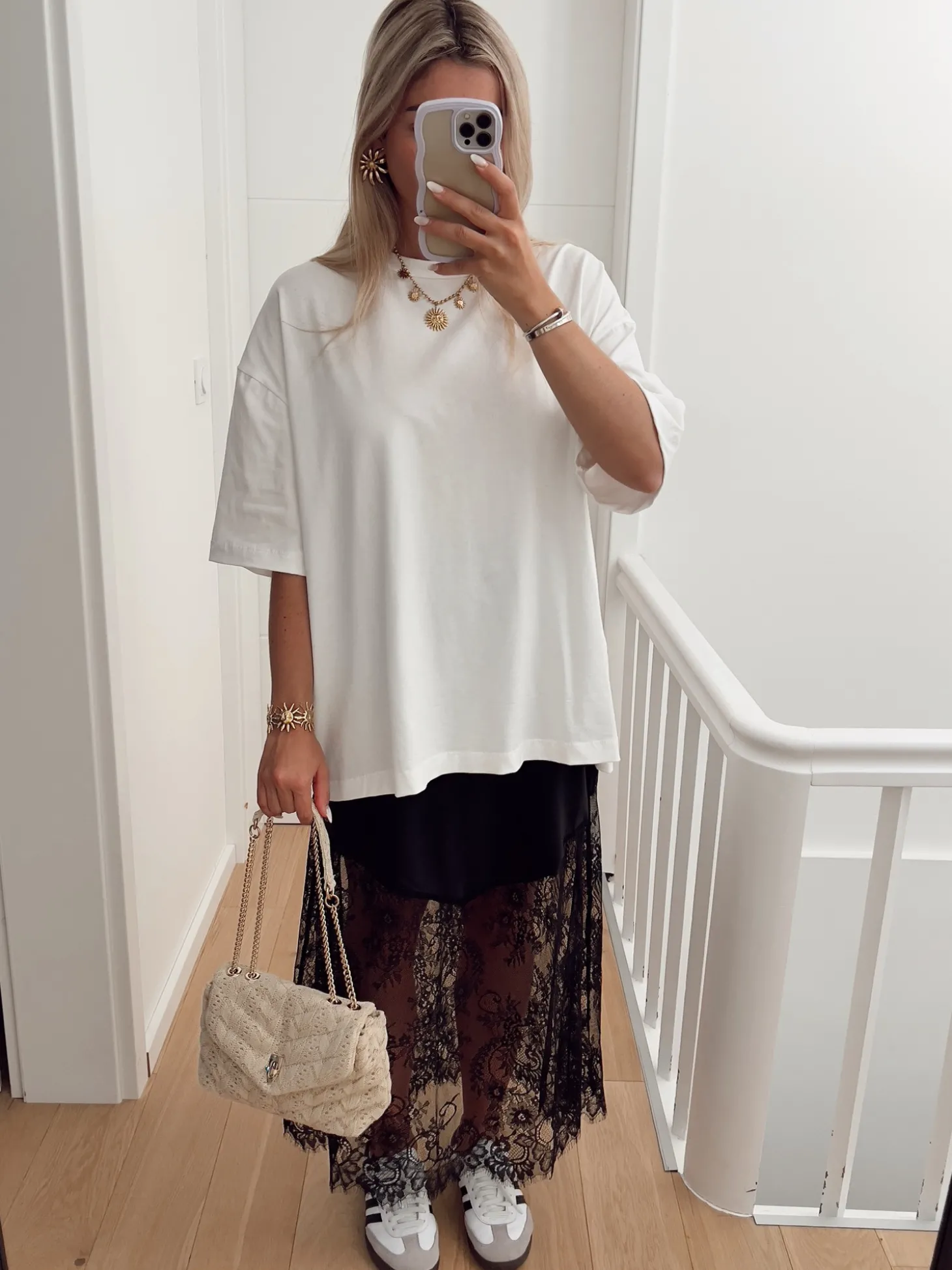 Hello Moon Shop T-shirt LAVOIE Cheap