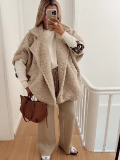 Hello Moon Shop Veste poncho IDA New